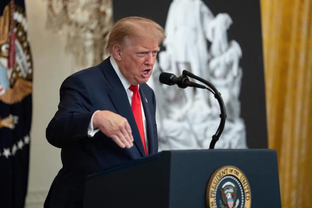 US President Donald Trump Gives Remarks - Washington DC US President Donald Trump gives remarks during an event in the East Room of the White House in Washington, DC, US, on Friday, Oct. 9, 2026. Trump is hosting a Columbus Day celebration. Photo by Aaron Schwartz Pool ABACAPRESS.COM Washington District of Columbia Copyright: xPool ABACAx