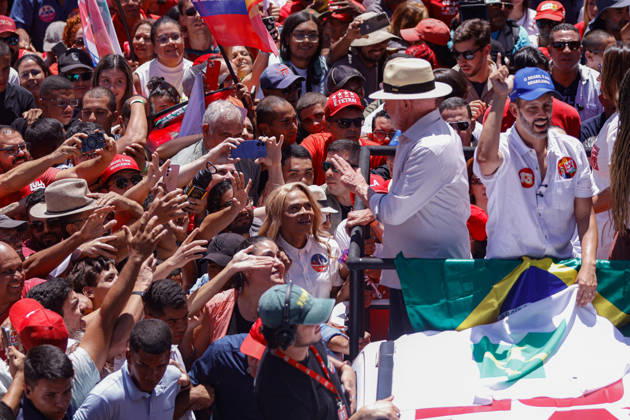 BRASiLIA, DF - 09.10.2026: ATO DE LULA EM BRASiLIA - President Lula resumes campaign events after the first round of elections, in Ceilândia (DF). x3027358x JoaoxPedroxCarvalho