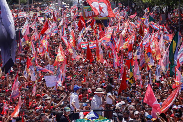 BRASiLIA, DF - 09.10.2026: ATO DE LULA EM BRASiLIA - President Lula resumes campaign events after the first round of elections, in Ceilândia (DF). x3027362x JoaoxPedroxCarvalho