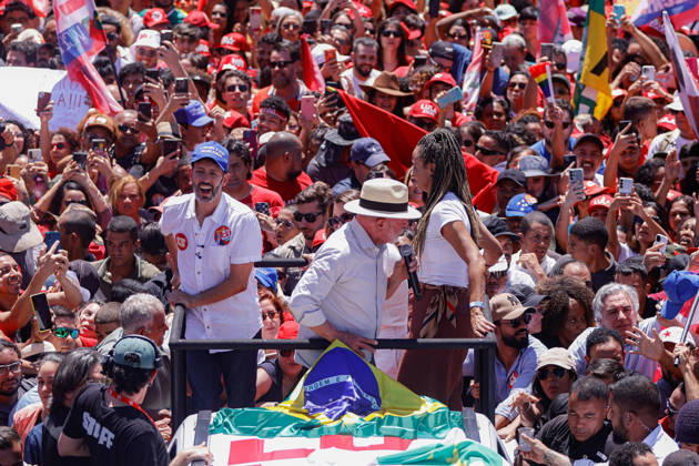 BRASiLIA, DF - 09.10.2026: ATO DE LULA EM BRASiLIA - President Lula resumes campaign events after the first round of elections, in Ceilândia (DF). x3027363x JoaoxPedroxCarvalho