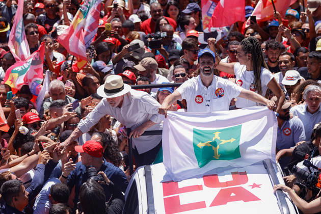 BRASiLIA, DF - 09.10.2026: ATO DE LULA EM BRASiLIA - President Lula resumes campaign events after the first round of elections, in Ceilândia (DF). x3027373x JoaoxPedroxCarvalho