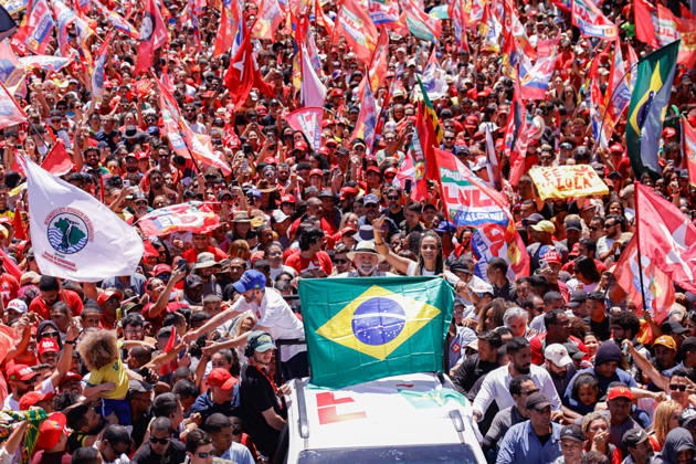 BRASiLIA, DF - 09.10.2026: ATO DE LULA EM BRASiLIA - President Lula resumes campaign events after the first round of elections, in Ceilândia (DF). x3027377x JoaoxPedroxCarvalho