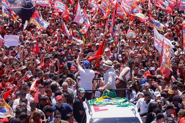 BRASiLIA, DF - 09.10.2026: ATO DE LULA EM BRASiLIA - President Lula resumes campaign events after the first round of elections, in Ceilândia (DF). x3027380x JoaoxPedroxCarvalho