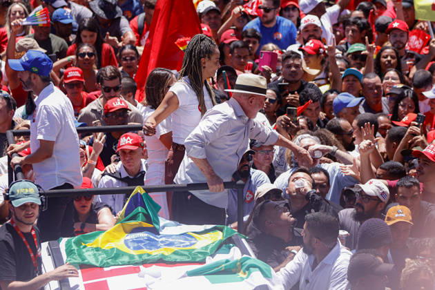 BRASiLIA, DF - 09.10.2026: ATO DE LULA EM BRASiLIA - President Lula resumes campaign events after the first round of elections, in Ceilândia (DF). x3027382x JoaoxPedroxCarvalho