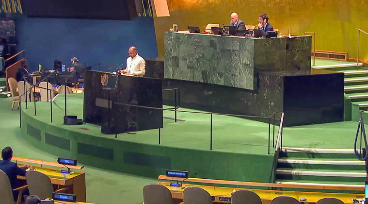 News Bilder des Tages RECORD DATE NOT STATED MP C.P. Joshi delivers India s statement at the UNGA plenary New York US , Oct 09 (ANI): Member of Parliament C.P. Joshi delivers India s statement at the UNGA plenary on the revitalisation of the work of the General Assembly, in New York on Thursday. (Permanent Mission of India to the United Nations, New York X ANI Video Grab) New York USA Copyright: xANIx ANI_20261009021