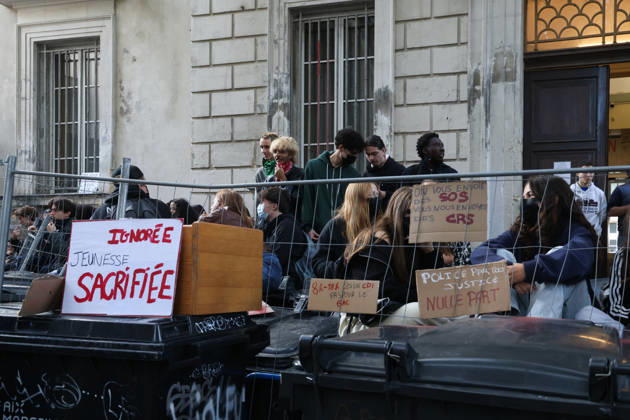 High school blockades by students here at Thiers High School in Marseille. - 09 11 2026 - France Bouches-du-Rhone Marseille -  SylvainxRostaingx xLexPictorium LePictorium_0342761