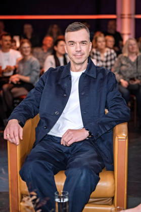 MDR - Riverboat. Podcaster Mathias Hielscher anläßlich der Aufzeichnung der MDR - Talkshow Riverboat am 09.10.2026 in der Mediacity Leipzig. 20261009SFL0040