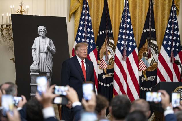 United States President Donald J Trump hosts a Columbus Day Celebration in the East Room of the White House in Washington, DC, USA on Friday, October 8, 2026. Copyright: xAaronxSchwartz PoolxviaxCNPx MediaPunchx