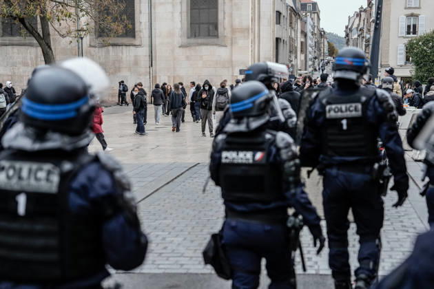 Brief clashes erupt during student gathering in Nancy NANCY, FRANCE - OCTOBER 9: A small group of students gather as brief confrontations occur following tensions at the scene. in Nancy, France, on October 9, 2026. Mohamad Saeed Anadolu Nancy France. Editorial use only. Please get in touch for any other usage.  Copyright: x2026xAnadoluxMohamadxSaeedx