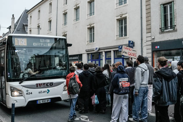 Brief clashes erupt during student gathering in Nancy NANCY, FRANCE - OCTOBER 9: A small group of students gather as brief confrontations occur following tensions at the scene. in Nancy, France, on October 9, 2026. Mohamad Saeed Anadolu Nancy France. Editorial use only. Please get in touch for any other usage.  Copyright: x2026xAnadoluxMohamadxSaeedx