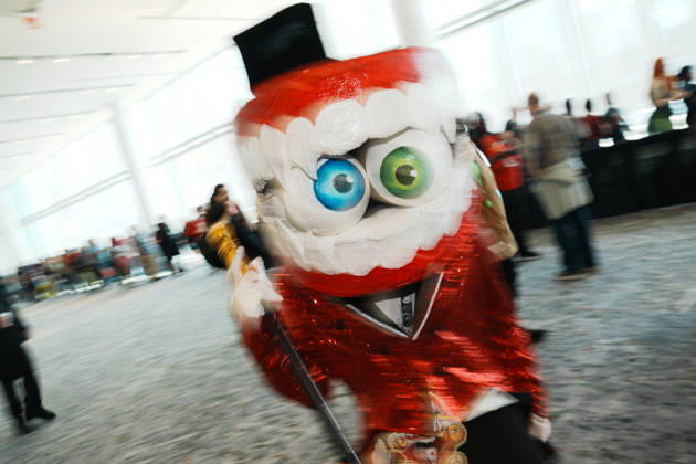 October 9, 2026, New York, New York, USA: Scenes of people in cosplay at the 2026 New York Comic Con at the Javits Center on October 9, 2026 in New York. New York USA - ZUMAb148 20261009_zap_b148_085 Copyright: xBryanxSmithx