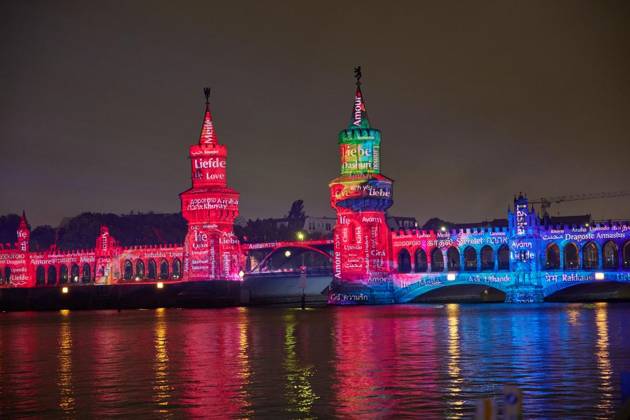 Festival of Lights ** NUR FÜR REDAKTIONELLE ZWECKE ** EDITORIAL USE ONLY **<p>Festival of Lights an der Oberbaumbrücke. Deutschland Berlin Berlin Copyright: JörgxCarstensen