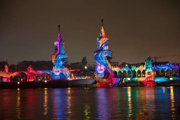 Festival of Lights ** NUR FÜR REDAKTIONELLE ZWECKE ** EDITORIAL USE ONLY **<p>Festival of Lights an der Oberbaumbrücke. Deutschland Berlin Berlin Copyright: JörgxCarstensen