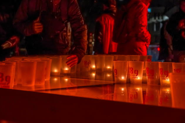 Seit 2009 findet in Leipzig zur Erinnerung an die Montagsdemonstrationen im Jahr 1989 am 9. Oktober das Lichtfest statt. Licht und Kunstinstallationen illuminieren die Stadt, menschen laufen mit Kerzen durch die Stadt. Lichtfest 2026