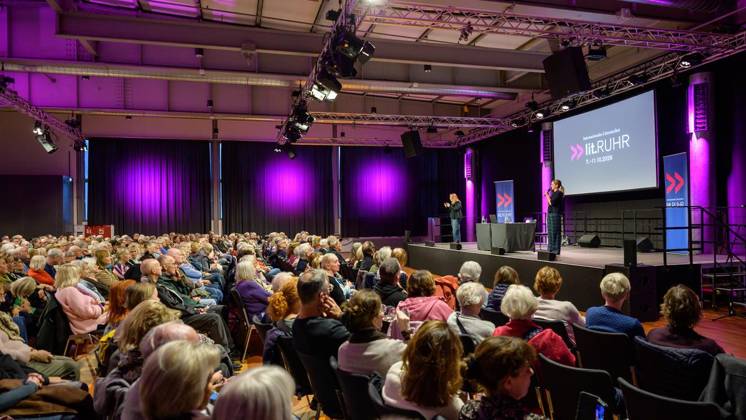 Essen: Nein sagen mit Matthias Brandt und Ruth Hoffmann bei der Lit.Ruhr ** NUR FÜR REDAKTIONELLE ZWECKE ** EDITORIAL USE ONLY **<p>Matthias Brandt und Ruth Hoffmann am Freitag, den 9. Oktober 2026, auf Zeche Zollverein in Essen-Katernberg. Deutschland NRW Essen Copyright: UwexErnst