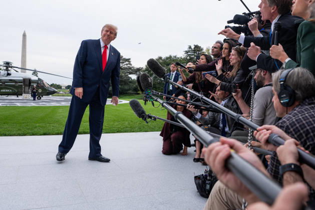 President Donald Trump speaks to members of the media on the South Lawn of the White House before boarding Marine One in Washington, DC on Friday, Oct. 9, 2026. Trump is heading to Syracuse on Friday to boost Republican gubernatorial candidate Bruce Blakeman, who is trailing Governor Kathy Hochul in polls ahead of November s election.  WASP20261009149 AaronxSchwartz