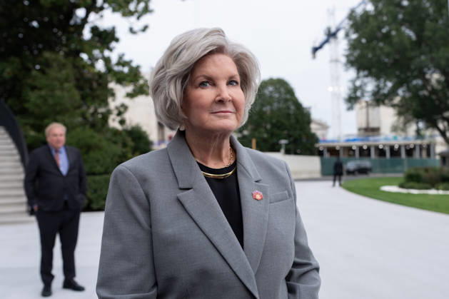 White House Chief of Staff Susie Wiles is seen on the South Lawn of the White House before boarding Marine One in Washington, DC on Friday, Oct. 9, 2026. Trump is heading to Syracuse on Friday to boost Republican gubernatorial candidate Bruce Blakeman, who is trailing Governor Kathy Hochul in polls ahead of November s election.  WASP20261009151 AaronxSchwartz
