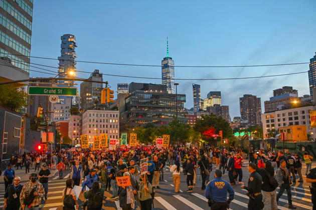 Thousands of New York protesters rally against ICE after Bronx shooting NEW YORK, UNITED STATES - OCTOBER 9: Thousands of people gathered at Foley Square to demand the withdrawal of US Immigration and Customs Enforcement (ICE) from the city, a day after an ICE officer shot a Dominican Republic national in the neck in the Bronx in New York, United States on October 9, 2026. Waleed Zein Anadolu New York United States. Editorial use only. Please get in touch for any other usage.  Copyright: x2026xAnadoluxWaleedxZeinx