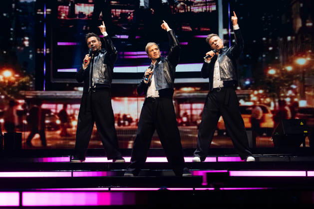 Westlife perform at The O2 , London as part of Westlife™s 25th Anniversary Tour on October 9, 2026. LONDON, ENGLAND - OCTOBER 9: Westlife perform at The O2, London as part of Westlife™s 25th Anniversary Tour on October 9, 2026., Credit:Pupat Chenaksara Avalon UK, London  Copyright: xPupatxChenaksarax xAvalonx 1141874192