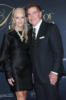USA - Night of Dreams Gala - Beverly Hills LOS ANGELES - OCT 8: Candace Garvey, Steve Garvey at the Night of Dreams Gala at the Beverly Hills Hotel on October 8, 2026 in Beverly Hills, CA Beverly Hills CA USA Copyright: xKathyxHutchinsx xHutchinsxPhotox