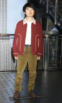 Cast of The Hunger Games: Sunrise on the Reaping visit The Empire State Building in New York Featuring: Ben Wang Where: New York City, New York, United States When: 09 Oct 2026 Credit: Roger Wong INSTARimages EDITORIAL USE ONLY. NOT FOR USE BY NEWSPAPERS BASED IN THE UK. Copyright: xx instar56082004