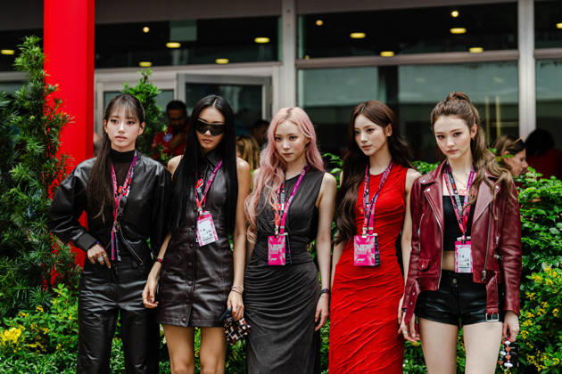 2026 Formula 1 Singapore Grand Prix - Sprint - Celebrities MEOVV Paddock on SATURDAY during the 2026 FORMULA 1 SINGAPORE AIRLINES SINGAPORE GRAND PRIX 2026 at MARINA BAY STREET CIRCUIT SINGAPORE on October 10, 2026. Photo by Tan Jun Da ABACAPRESS.COM Singapore Singapore Copyright: xJunxDaxTan ABACAx