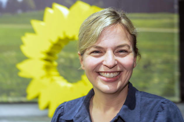Katharina Schulze, Franktionsvorsitzende, Porträt zu Beginn des Landesparteitags der GRÜNEN, Landshut, 10. Oktober 2026 Deutschland, Landshut, 10. Oktober 2026, Landesparteitag der bayerischen GRÜNEN, Katharina Schulze, Franktionsvorsitzende im Bayerischen Landtag, Porträt zu Beginn des Parteitags am Samstagmorgen um 11 Uhr, Thema des Parteitags: Wie können wir unsere Freiheit sichern?, Sparkassen Arena, Landshut