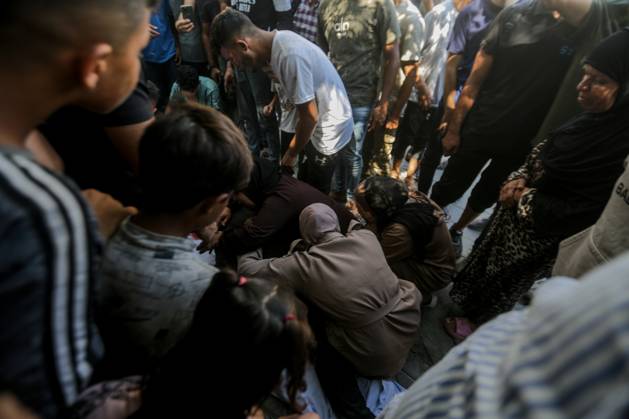 RECORD DATE NOT STATED Palestinians Targeted in Western Gaza City (INT) Palestinians Targeted in Western Gaza City. OCTOBER 10, 2026, Gaza, Palestine: A group of Palestinians was targeted in western Gaza City. Further details about casualties were not immediately available. Credit: Hashem Zimmo TheNews2(Foto: Hashem Zimmo Thenews2 imago images) Palestinians Targeted in Western Gaza City Copyright: xHashemxZimmox