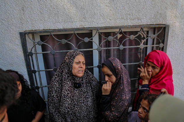 October 10, 2026, Palestine: Four martyrs were killed after being targeted by a missile from Israeli surveillance aircraft west of Gaza City. Palestine - ZUMAe144 20261010_zip_e144_014 Copyright: xMohammadxAbuxElsebahx