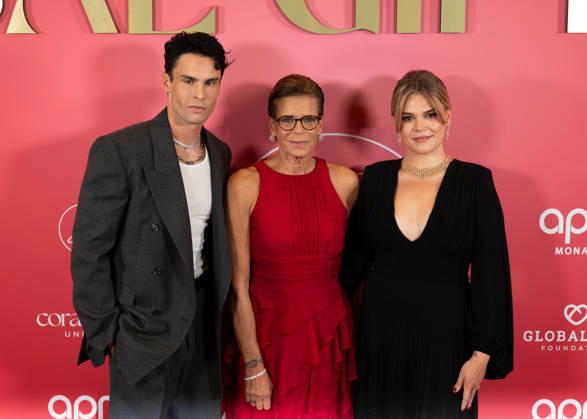 Photocall from the 2nd Global Gift Gala in Monaco: Baptiste Giabiconi, Princess Stéphanie of Monaco, and Camille Gottlieb attend the 2nd Monaco Global Gift Gala Photocall at the Hotel de Paris on October 9, 2026, in Monaco, Monaco Photo by Laurent Coust Starface 460363 2026 10 09 Monaco Monaco Copyright: xLaurentxCoustx xStarfacex STAR_460363_001