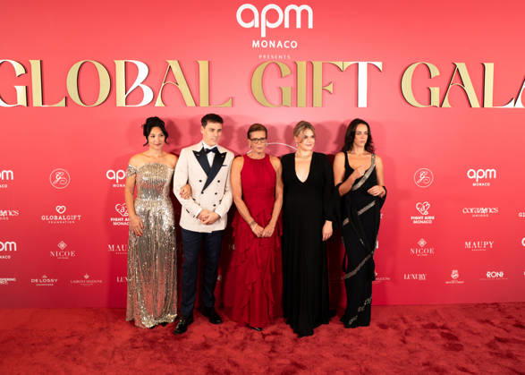 Photocall at the 2nd Global Gift Gala in Monaco: Marie Ducruet, Louis Ducruet, Princess Stéphanie of Monaco, Camille Gottlieb, and Pauline Ducruet attend the 2nd Monaco Global Gift Gala photocall at the Hotel de Paris on October 9, 2026, in Monaco, Monaco Photo by Laurent Coust Starface 460363 2026 10 09 Monaco Monaco Copyright: xLaurentxCoustx xStarfacex STAR_460363_008