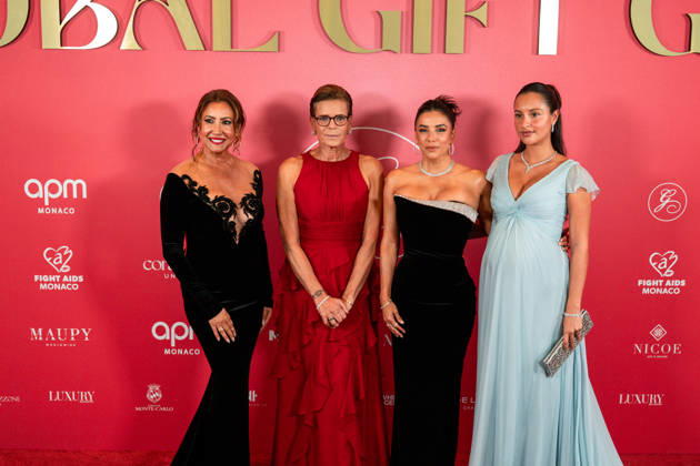 Photocall from the 2nd Global Gift Gala in Monaco: Maria Bravo, Princess Stéphanie of Monaco, Eva Longoria, and Alexandra Malena Leclerc attend the 2nd Monaco Global Gift Gala photocall at the Hotel de Paris on October 9, 2026, in Monaco, Monaco. Photo by Laurent Coust. Starface 460363 2026 10 09 Monaco Monaco  Copyright: xLaurentxCoustx xStarfacex STAR_460363_010