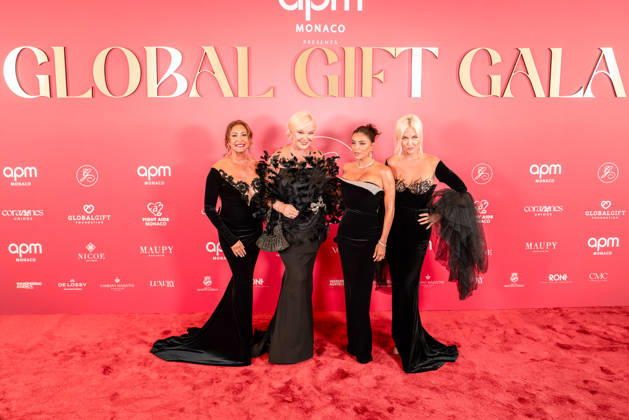 Photocall from the 2nd Global Gift Gala in Monaco: Maria Bravo, a guest, Eva Longoria, and a guest attend the 2nd Monaco Global Gift Gala Photocall at the Hotel de Paris on October 9, 2026, in Monaco, Monaco Photo by Laurent Coust Starface 460363 2026 10 09 Monaco Monaco  Copyright: xLaurentxCoustx xStarfacex STAR_460363_022