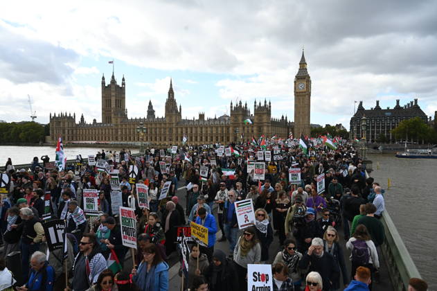 Pro-Palestine protest in London LONDON, UNITED KINGDOM - OCTOBER 10: People attend a pro-Palestine protest demanding to halt arms sales and impose sanctions to Israel, in London, United Kingdom on October 10, 2026. Rasid Necati Aslim Anadolu Greater London United Kingdom. Editorial use only. Please get in touch for any other usage.  Copyright: x2026xAnadoluxRasidxNecatixAslimx