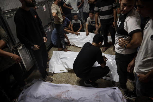 Israeli army continues attacks on Gaza despite ceasefire GAZA CITY, GAZA, PALESTINE - OCTOBER 10: Palestinians mourn after losing their loved ones in an Israeli attack on Gaza City, as Israeli army continues its attacks on the Gaza Strip despite the ceasefire, in Gaza City, Palestine, on October 10, 2026. The bodies of those killed in the attack were brought to Al-Shifa Hospital. Abdalhkem Abu Riash Anadolu Gaza City Gaza. Editorial use only. Please get in touch for any other usage.  Copyright: x2026xAnadoluxAbdalhkemxAbuxRiashx