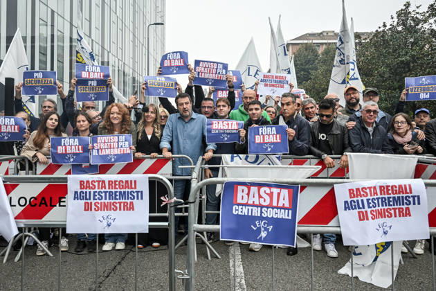 October 10, 2026, Milan, Mi, Italy: Deputy Prime Minister Matteo Salvini and Lega deputy secretary Silvia Sardone at the Lega rally Milan safer, stop social centers. Near the Lambretta Social Center, Via Rizzoli, 10 10 2026 Milan Milan Italy - ZUMAa289 20261010_zia_a289_079 Copyright: xNicolaxMarfisix xAgfx