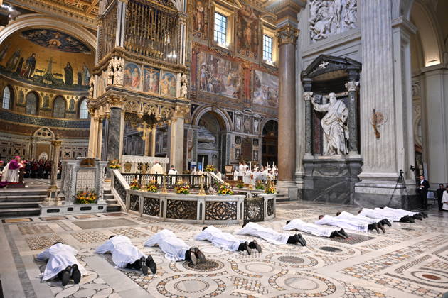 IPA89501699 - Italy, Rome, Vatican, October 10, 2026: Cardinal Baldo Reina celebrates a Mass for the ordination of deacons at St. John Lateran. Photograph by ALESSIA GIULIANI Catholic Press Photo Copyright: xx xAlessiaxGiuliani Catholipressphox IPA89501699