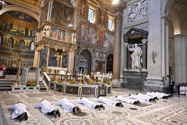 IPA89501706 - Italy, Rome, Vatican, October 10, 2026: Cardinal Baldo Reina celebrates a Mass for the diaconal ordination at St. John Lateran. Photograph by ALESSIA GIULIANI Catholic Press Photo Copyright: xx xAlessiaxGiuliani Catholipressphox IPA89501706