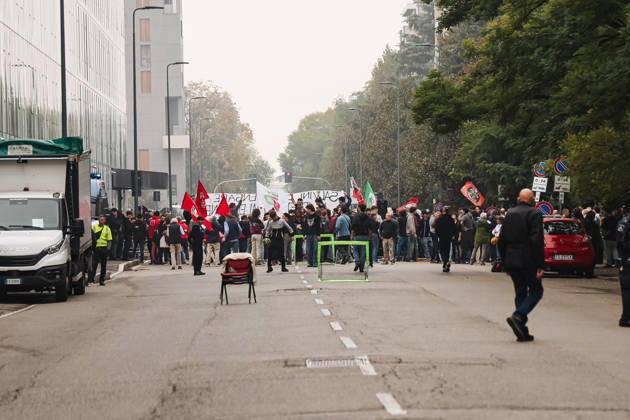 IPA89501935 - Milan: The League™s protest, A Safer Milan, Stop the Social Centers, against the Lambretta Social Center on Via Rizzoli. In the photo: A view of the Lambretta Social Center and Spazio Mutuo Soccorso Copyright: xAlessandroxBremecx xx IPA89501935
