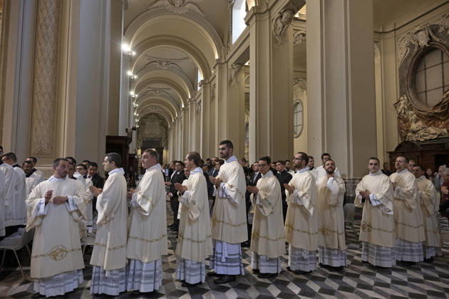 IPA89503395 - Italy, Rome, Vatican, October 10, 2026: Cardinal Baldo Reina celebrates Mass for the ordination of deacons at St. John Lateran. Photo by ALESSIA GIULIANI Catholic Press Photo  Copyright: xALESSIAxGIULIANI xCatholicxPressxPhotox xx IPA89503395