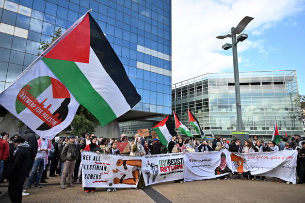 Demonstrators march in Brussels to commemorate Palestinians who lost their lives in Gaza BRUSSELS, BELGIUM - OCTOBER 10: Hundreds of demonstrators gather outside Brussels-Midi railway station before marching toward the Israeli Embassy to commemorate Palestinians who lost their lives in Gaza and call for political measures against Israel, in Brussels, Belgium, on October 10, 2026. Dursun Aydemir Anadolu Brussels Belgium. Editorial use only. Please get in touch for any other usage.  Copyright: x2026xAnadoluxDursunxAydemirx