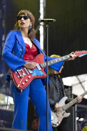 October 10, 2026, Madrid, Spain: Singer Nat Simons performs during the Hispanidad Festival 2026 concert at the Plaza de Espana. Madrid Spain - ZUMAs197 20261010_aaa_s197_051 Copyright: xAtilanoxGarciax