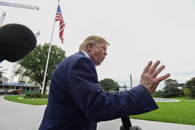 United States President Donald J Trump speaks to the media prior to departing the South Lawn of the White House in Washington, DC, USA, en route Clarksville, Tennessee on Saturday, October 10, 2026. The President will participate in a campaign rally for Tennessee Republican candidates on the ballot in November. Copyright: xRonxSachsx xPoolxviaxCNPx MediaPunchx