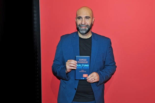 Frankfurter Buchmesse 2026. Autor Ahmad Mansour am 10.10.2026 auf der Frankfurter Buchmesse. 20261010MWI155426