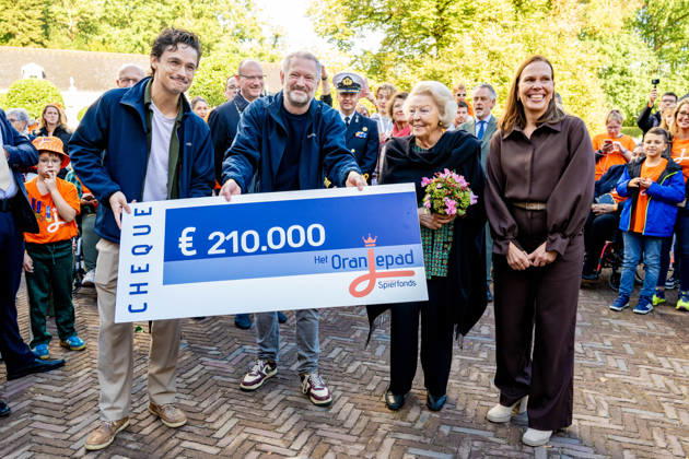 10-10-2026 Apeldoorn Princess Beatrix attended the 7th edition of Het Oranjepad around palace Het Loo in Apeldoorn. Â Copyright: xPPEx