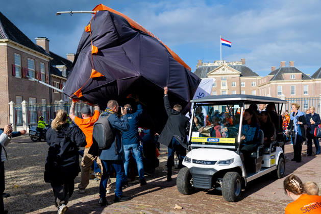 10-10-2026 Apeldoorn Princess Beatrix attended the 7th edition of Het Oranjepad around palace Het Loo in Apeldoorn. Â Copyright: xPPEx