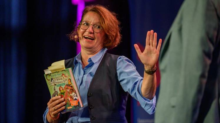 Essen: Margit Auer und die Schule der magischen Tiere bei der Lit.Ruhr ** NUR FÜR REDAKTIONELLE ZWECKE ** EDITORIAL USE ONLY **<p>Margit Auer am Samstag, den 10. Oktober 2026, bei der Lit.Ruhr auf Zeche Zollverein in Essen-Katernberg. Deutschland NRW Essen Copyright: UwexErnst