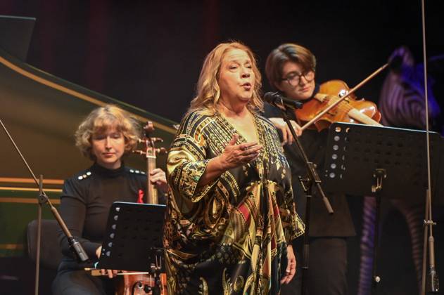 ABB HOPEGALA- Cathy Kelly singen auf der Buehne bei der Hope Gala 2026 im Schauspielhaus Dresden am 10.10.2026 in Dresden Sachsen Deutschland