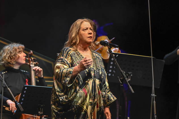 ABB HOPEGALA- Cathy Kelly singen auf der Buehne bei der Hope Gala 2026 im Schauspielhaus Dresden am 10.10.2026 in Dresden Sachsen Deutschland