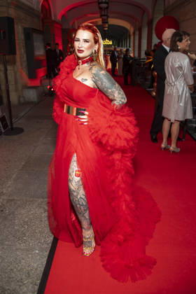 ABB HOPEGALA- Lyn Kuestner zu Gast auf dem roten Teppich bei der Hope Gala 2026 im Schauspielhaus Dresden am 10.10.2026 in Dresden Sachsen Deutschland